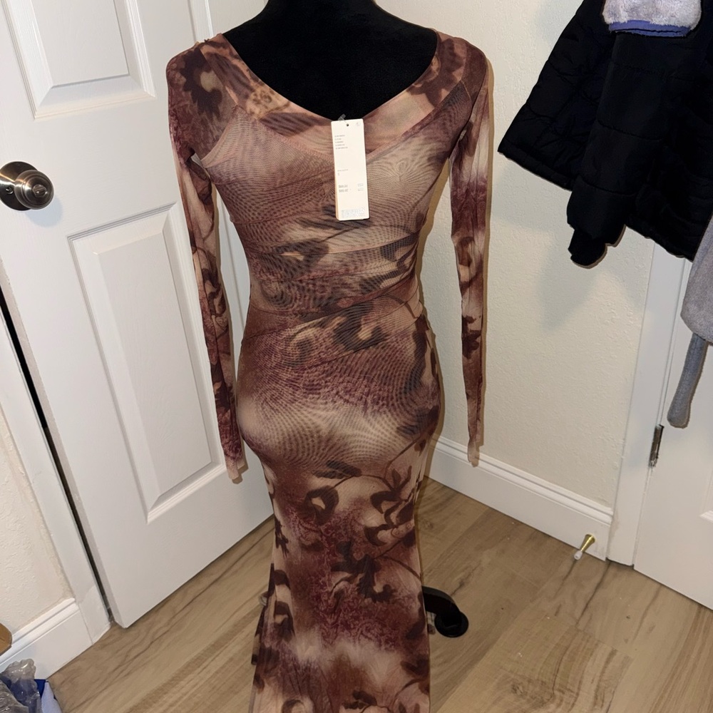 Silence + Noise Dylan Off the Shoulder Maxi Sz.S Brown Floral Dress - Picture 7 of 8